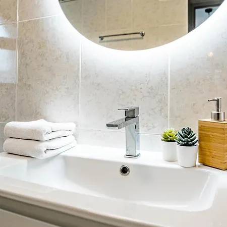 Villa Grr - Elegant With Exclusive Private Pool *